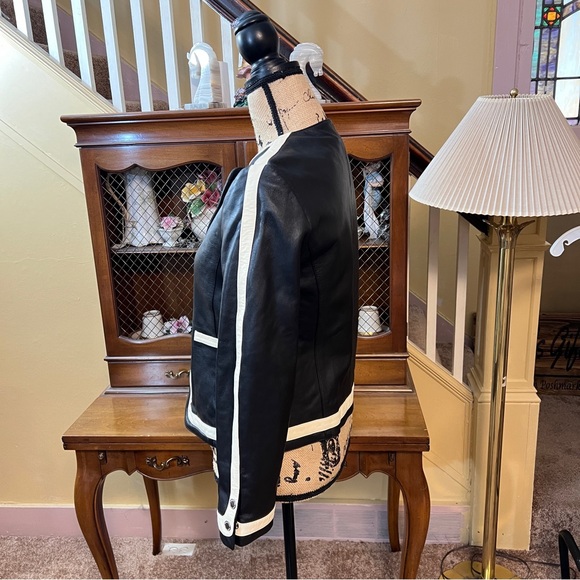Each x Other Paris Black and Cream Leather Jacket in Excellent Condition.  Sz S. - Picture 5 of 13